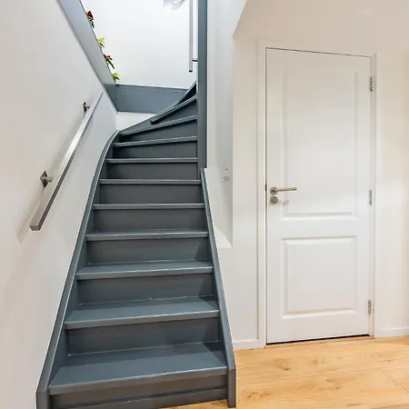 Watervillashiraz Bådhotel Aalsmeer