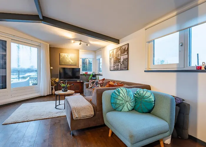 Watervillashiraz Aalsmeer